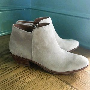 Sam Edelman "Petty" Chelsea Boot in "Putty Suede" size 6.5